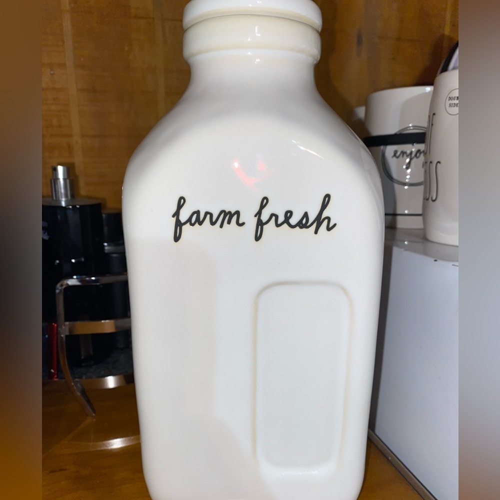 Farm fresh Rae Dunn